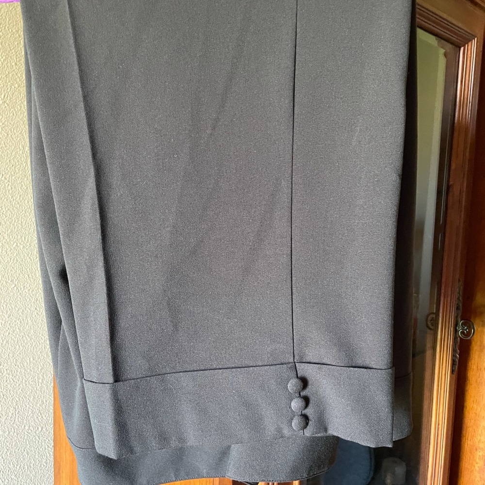 Christopher and Banks 22W brown Capris.